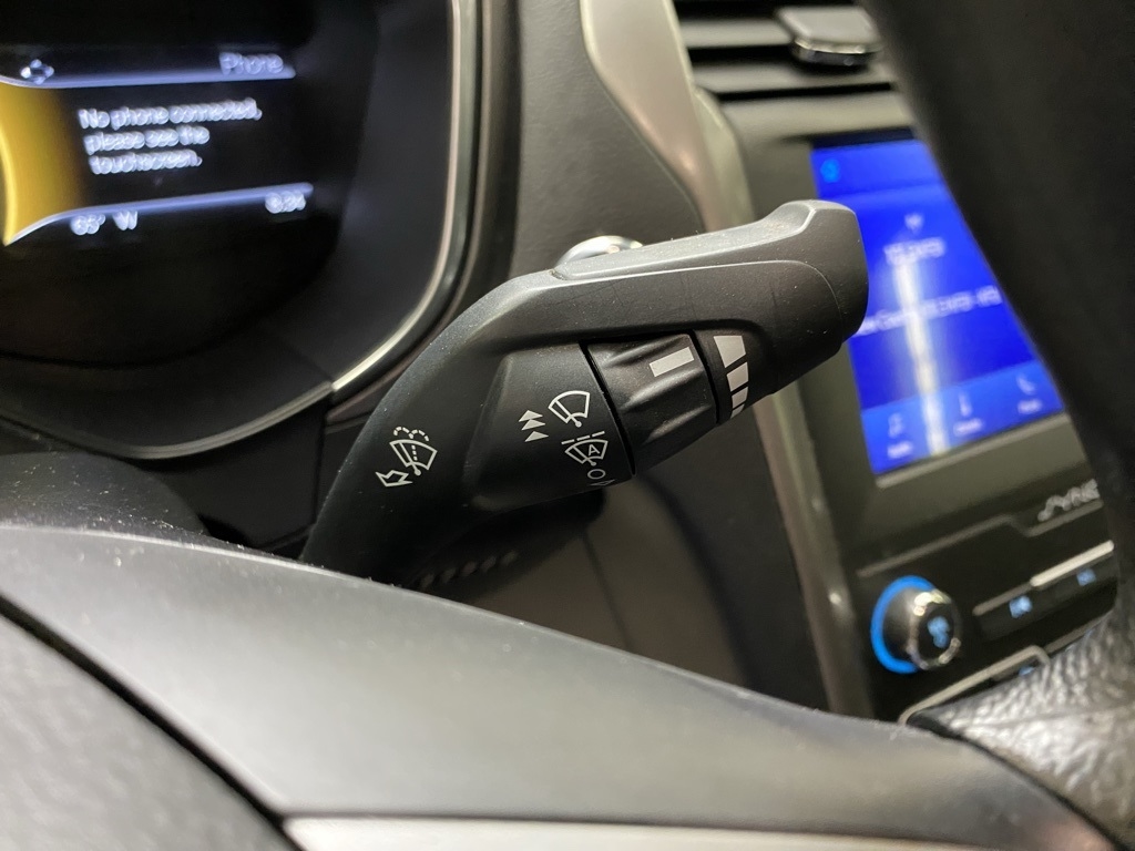 Ford Fusion SE 2020