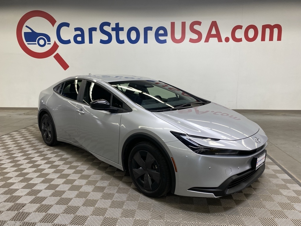 2025 Toyota Prius Limited's photo