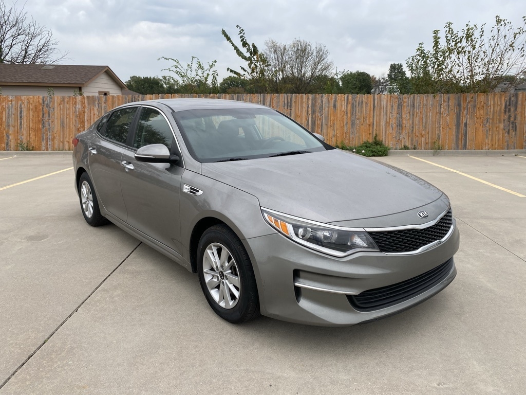 Kia Optima LX 2017