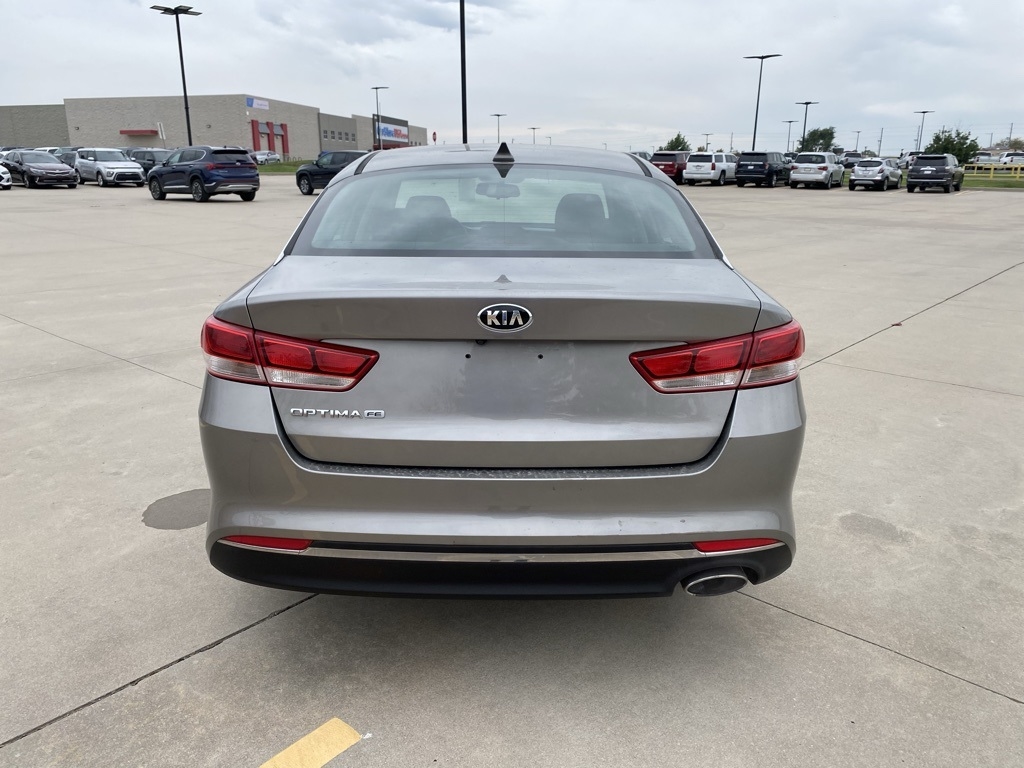 Kia Optima LX 2017