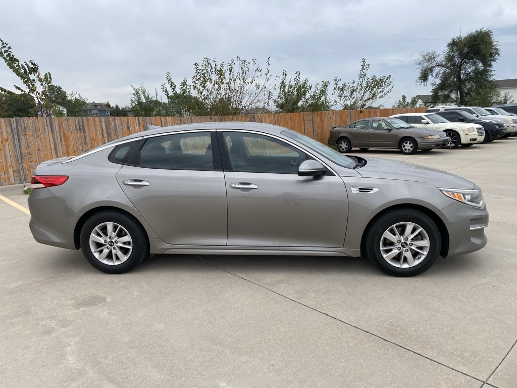 Kia Optima LX 2017
