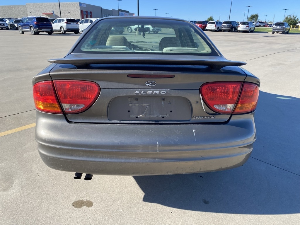 Oldsmobile Alero GL1 Sedan 2002