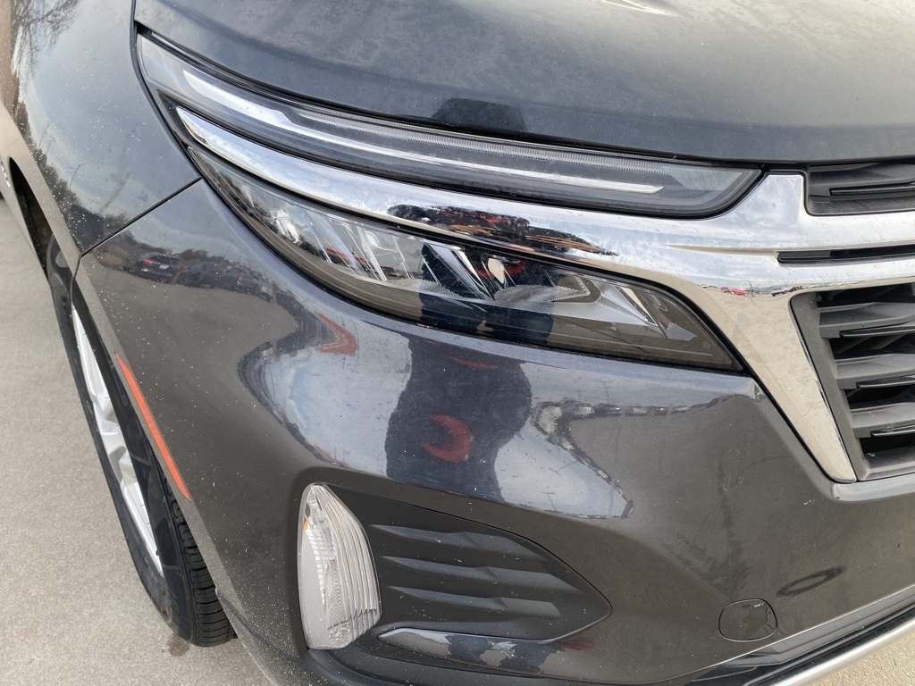 2023 Chevrolet Equinox LT photo 3