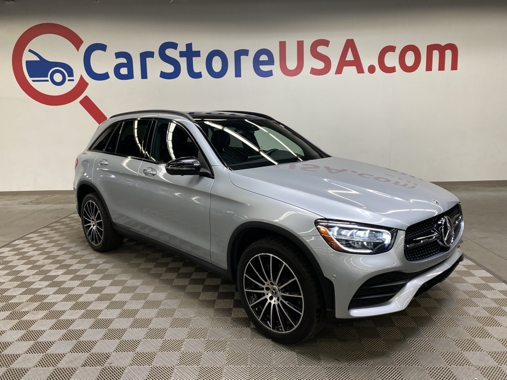 2021 Mercedes-Benz GLC GLC300's photo