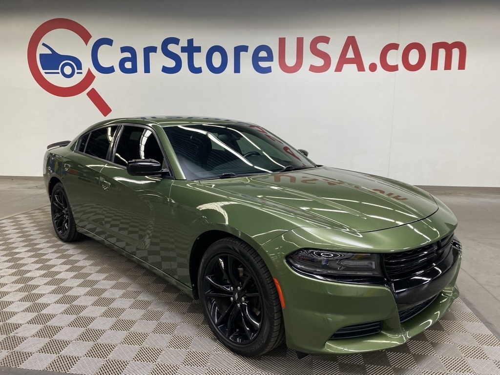 2018 Dodge Charger SXT's photo