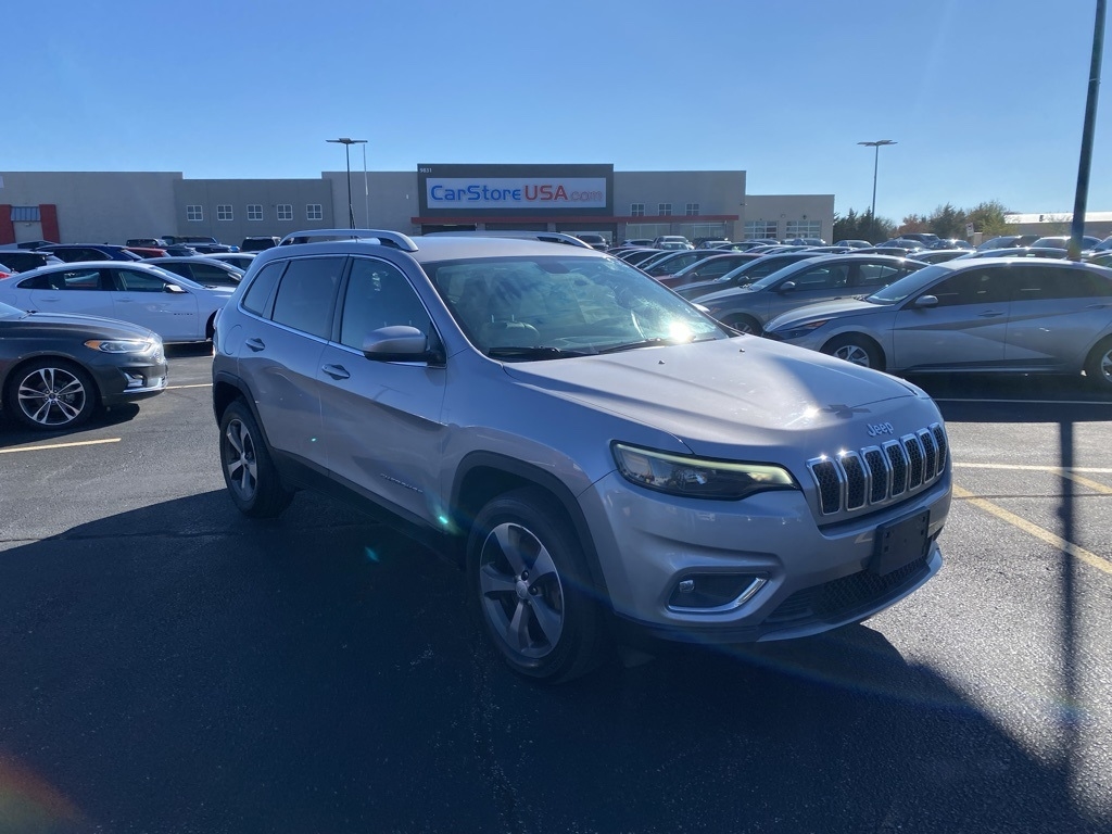 2019 Jeep Cherokee Limited's photo