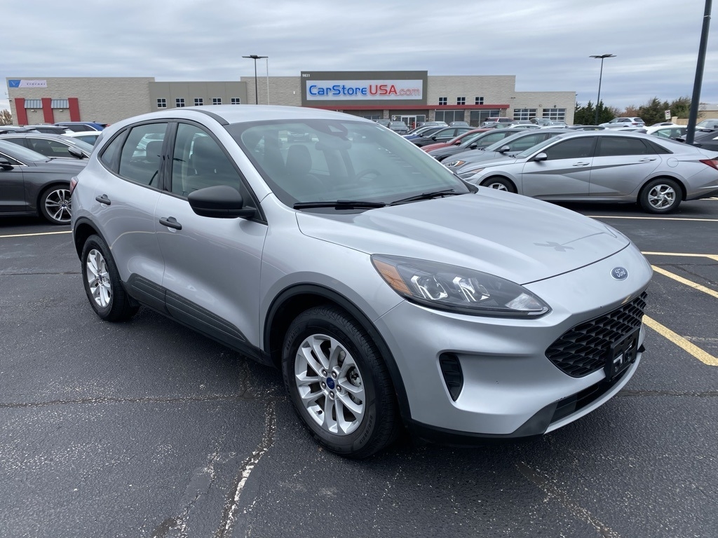 2020 Ford Escape S's photo