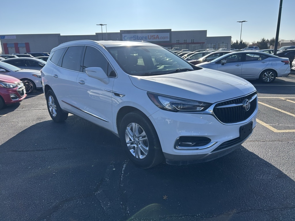 2020 Buick Enclave Essence's photo