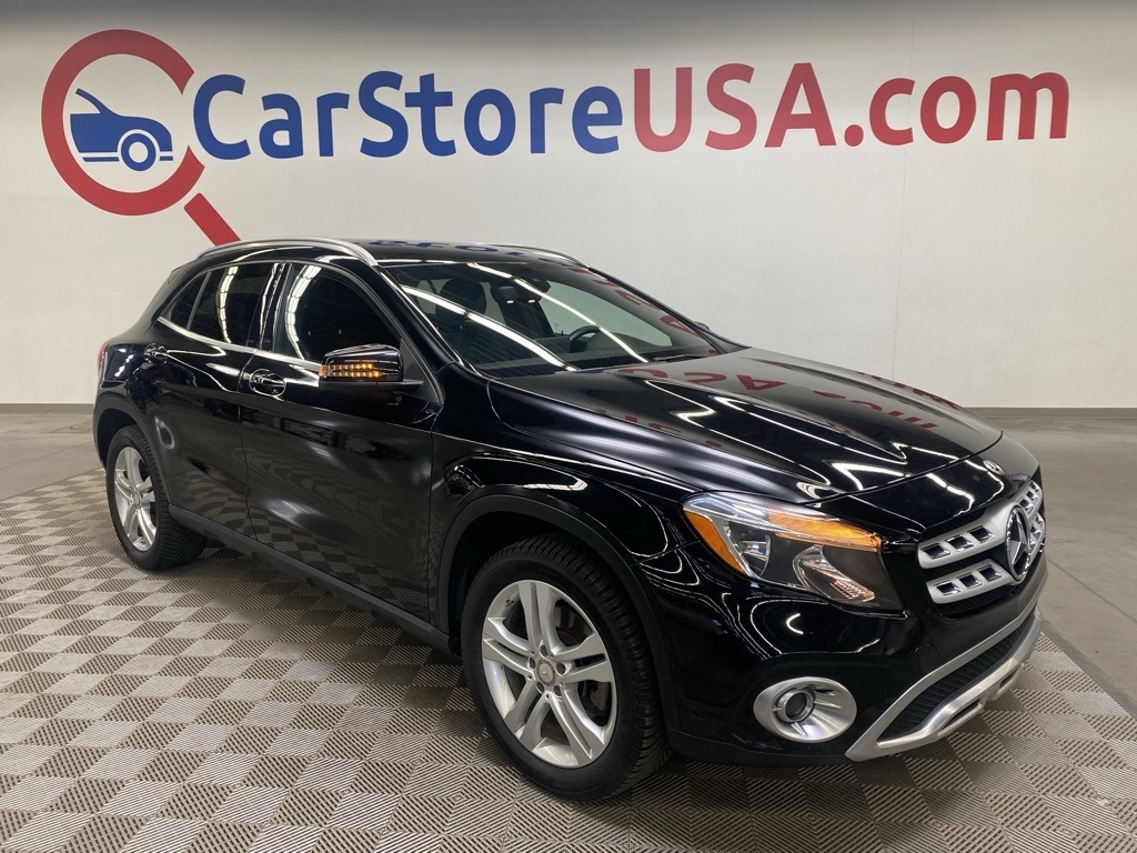 2019 Mercedes-Benz GLA-Class GLA250's photo