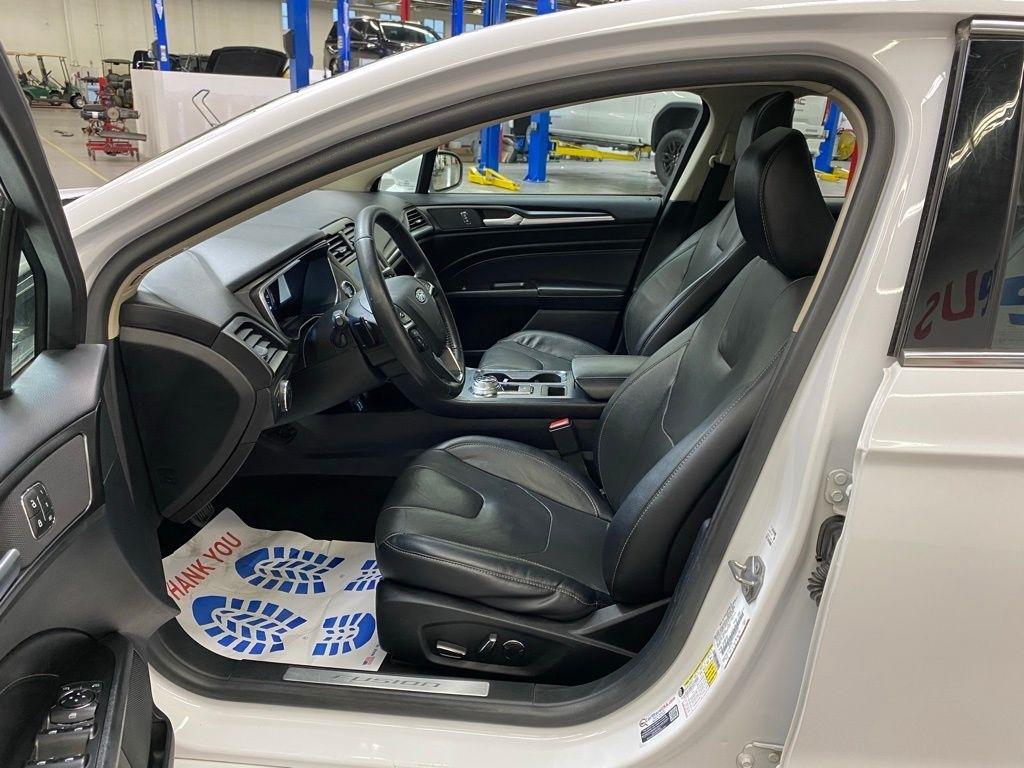 2020 Ford Fusion Titanium - Photo 17