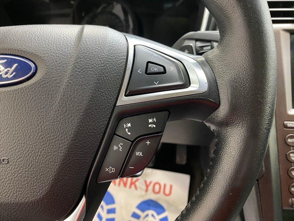 2020 Ford Fusion Titanium - Photo 23