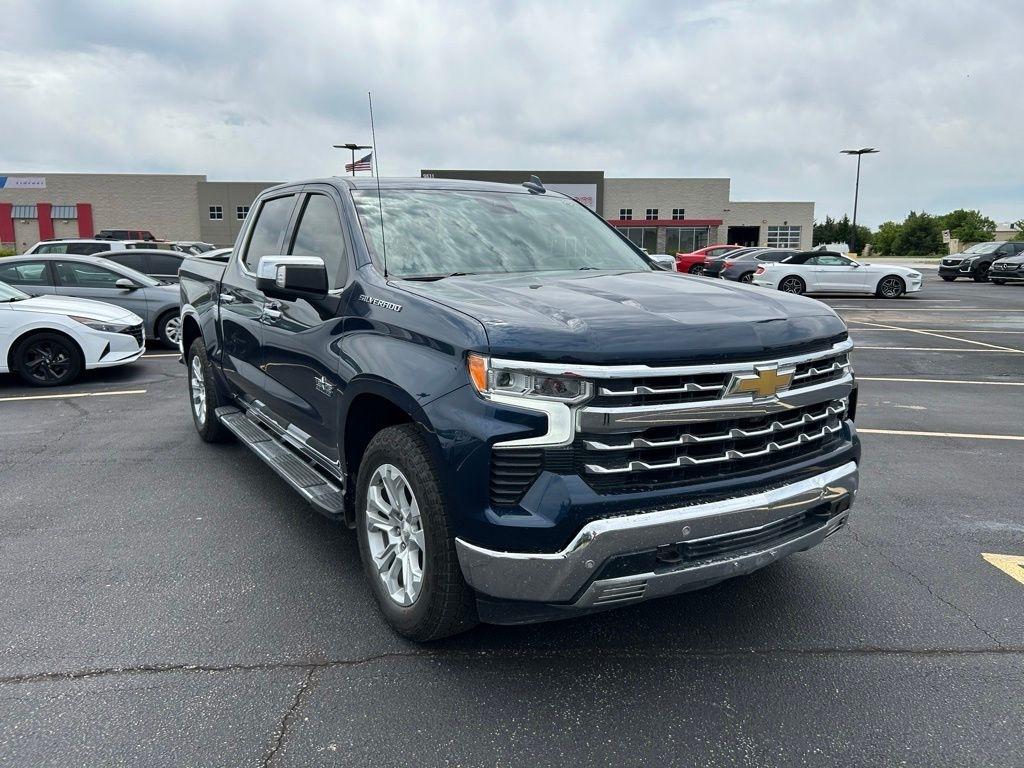 2022 Chevrolet Silverado 1500 LTZ Crew Cab 2WD