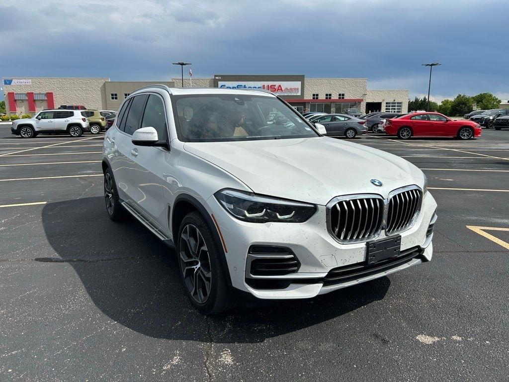 2022 BMW X5 xDrive40i's photo