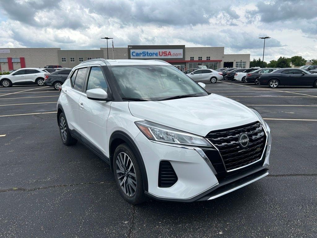 2022 Nissan Kicks 1.6 SV's photo