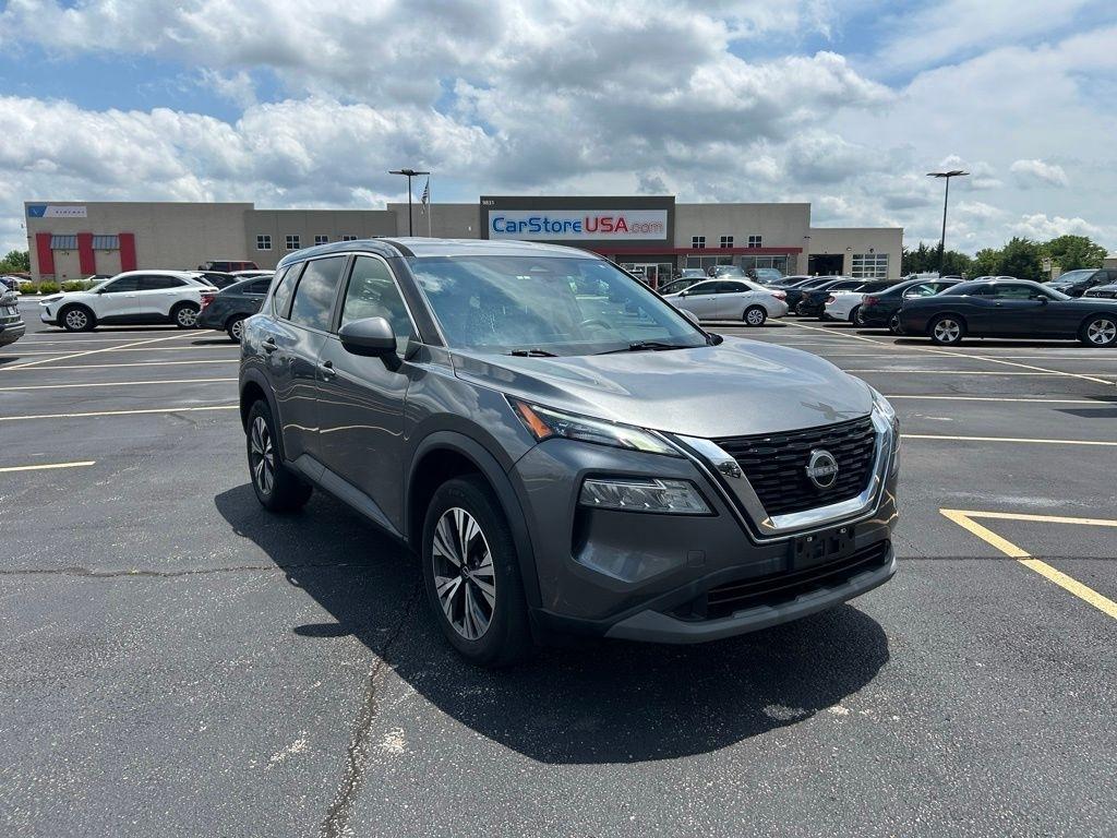 2022 Nissan Rogue SV FWD's photo