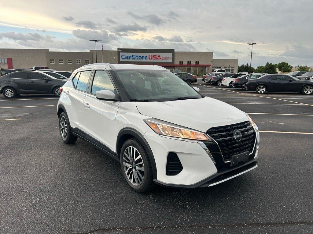 2022 Nissan Kicks 1.6 SV's photo