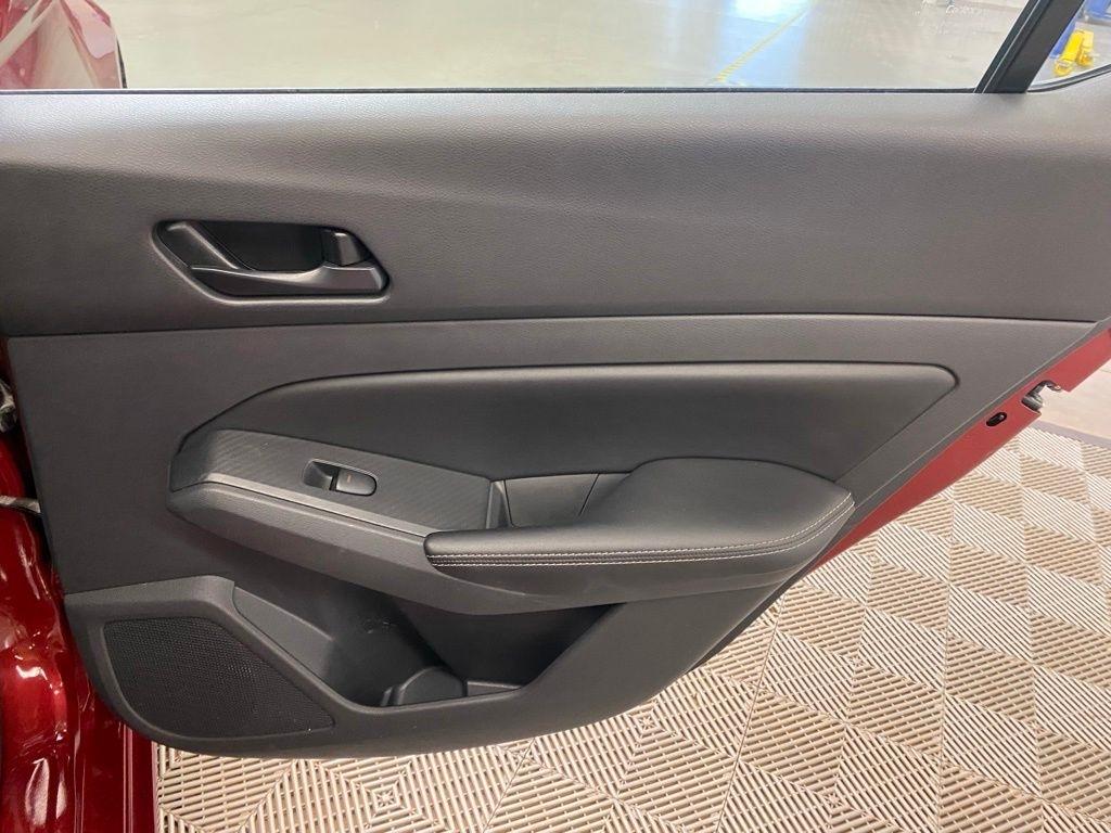 2025 Nissan Altima SV - Photo 14