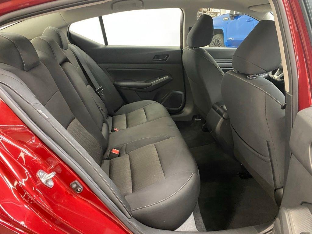 2025 Nissan Altima SV - Photo 15