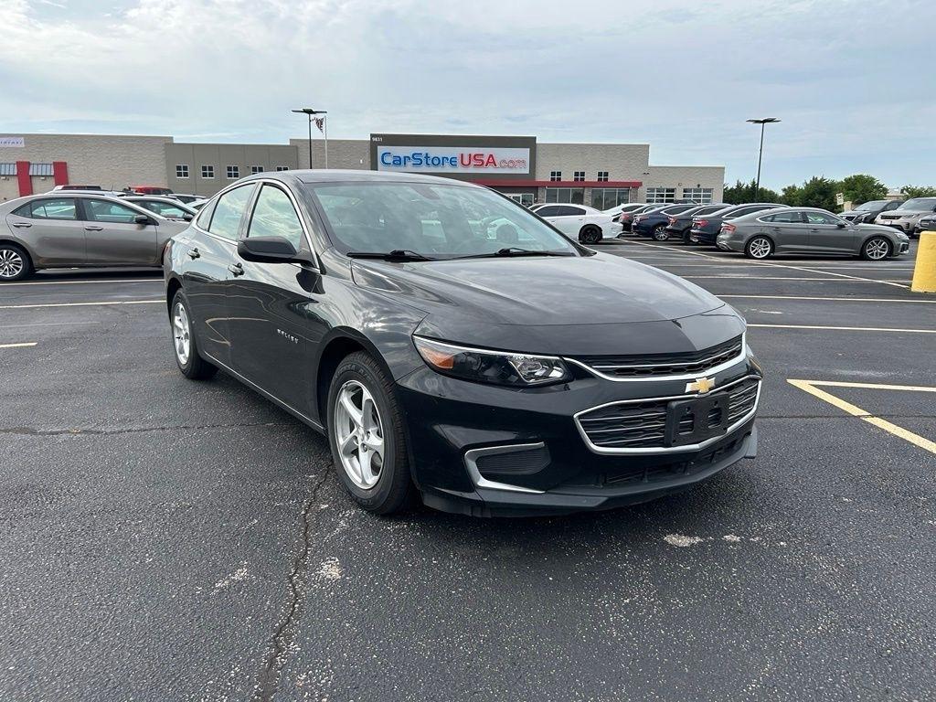 2017 Chevrolet Malibu 1FL (Fleet)'s photo