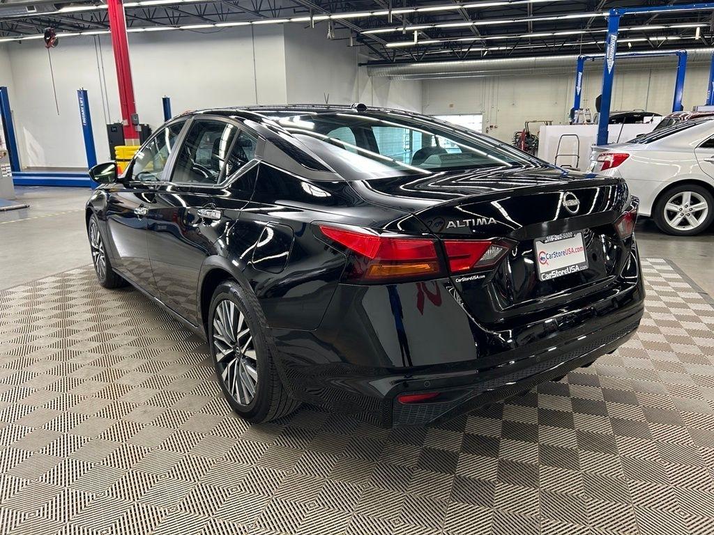2025 Nissan Altima SV - Photo 7