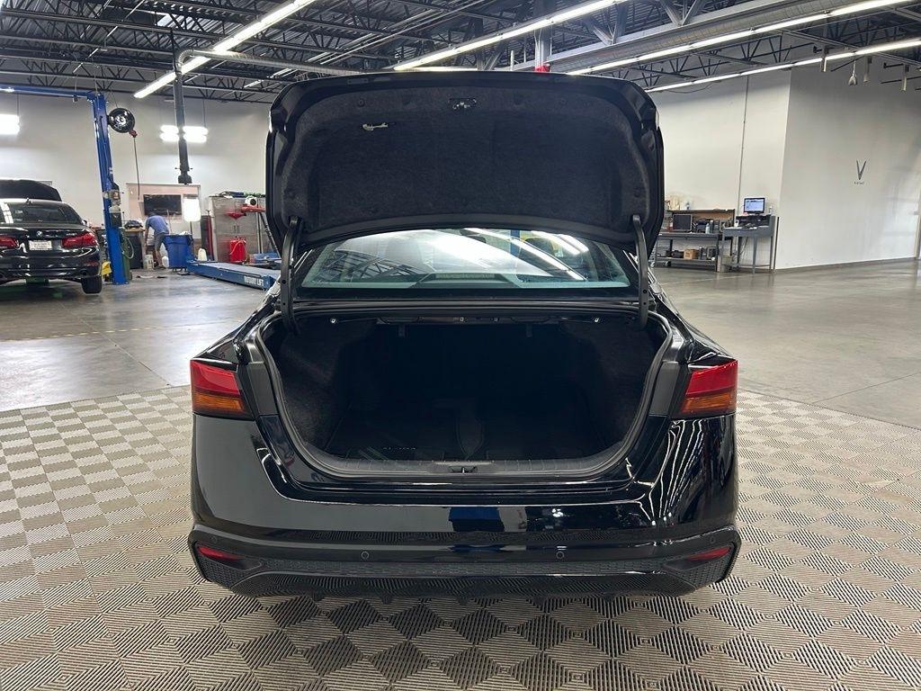 2025 Nissan Altima SV - Photo 10