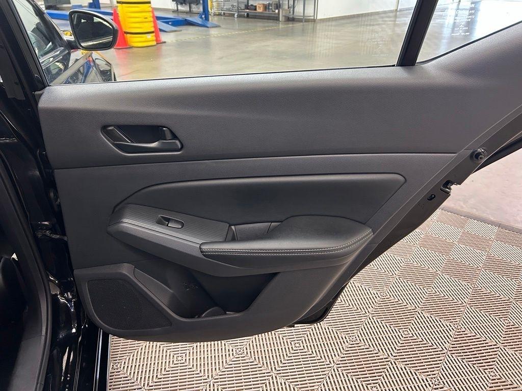 2025 Nissan Altima SV - Photo 12