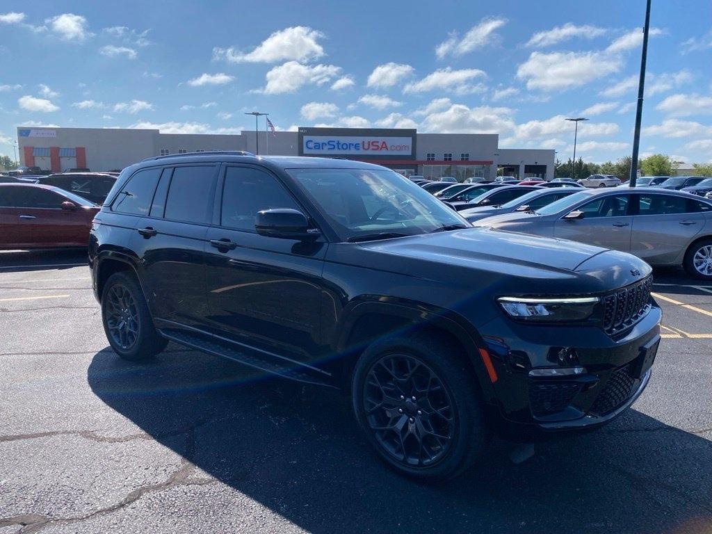 2025 Jeep Grand Cherokee Summit 4WD