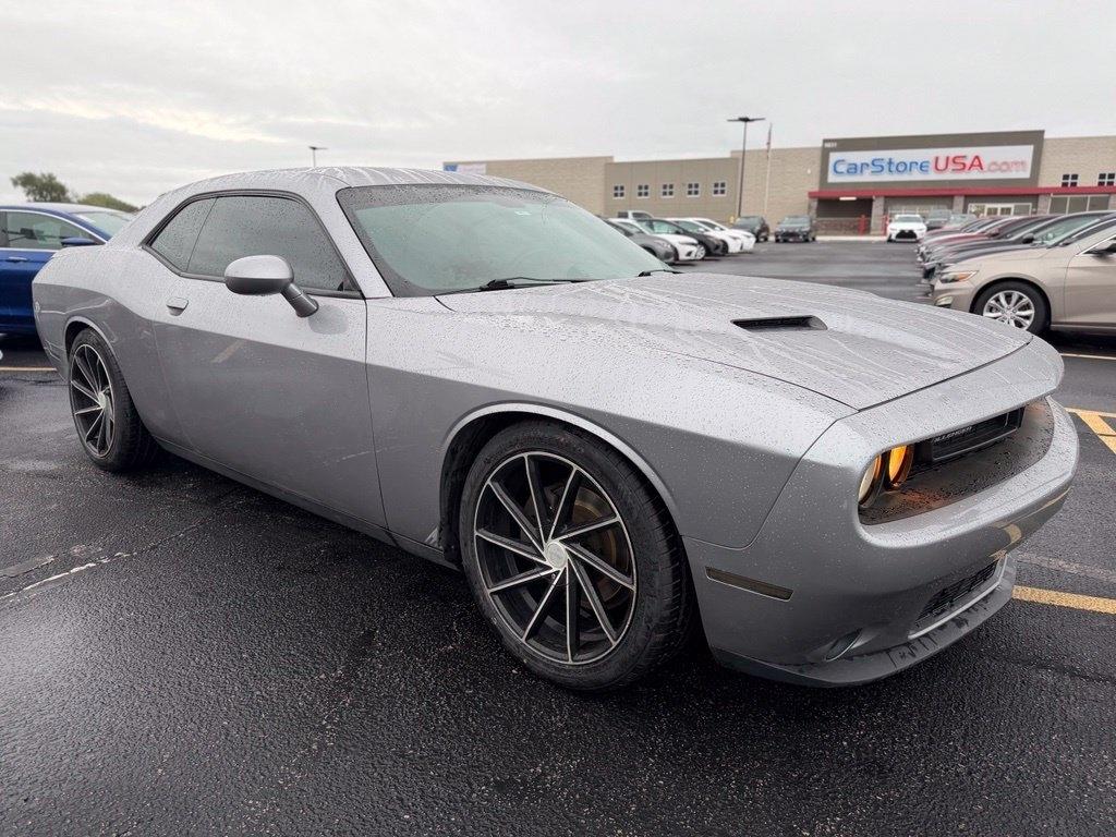 2016 Dodge Challenger SXT