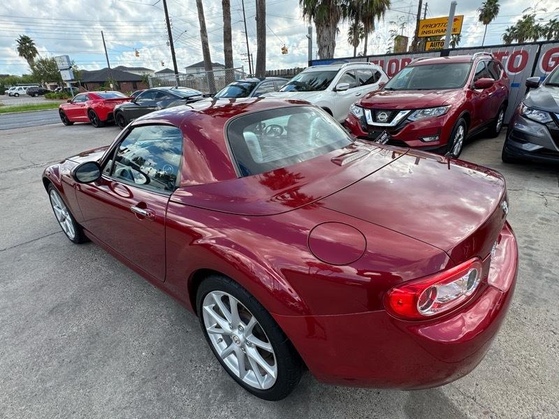 Mazda MX-5 Miata Grand Touring PRHT 2010