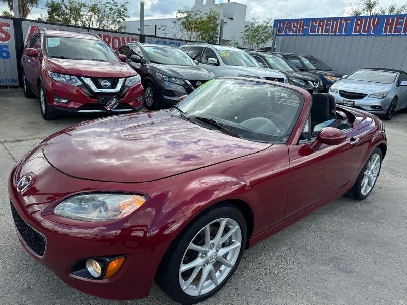 Mazda MX-5 Miata Grand Touring PRHT 2010