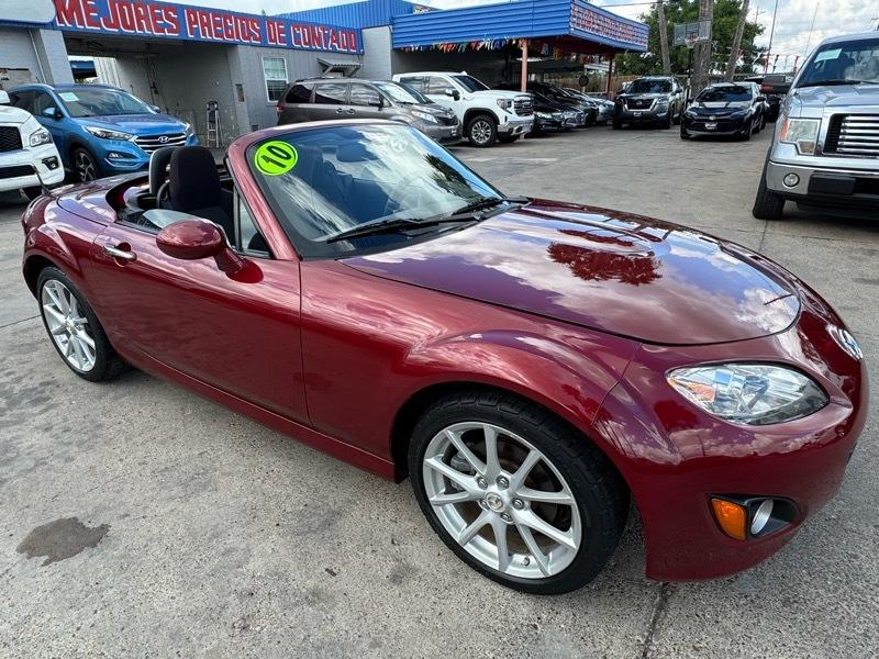 Mazda MX-5 Miata Grand Touring PRHT 2010