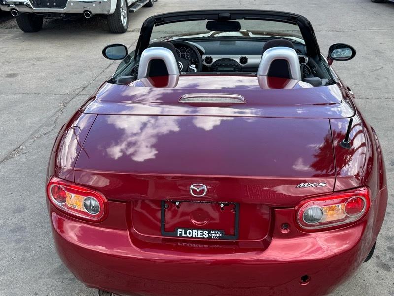 Mazda MX-5 Miata Grand Touring PRHT 2010