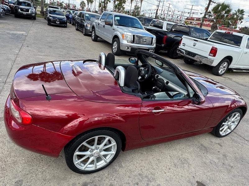 Mazda MX-5 Miata Grand Touring PRHT 2010