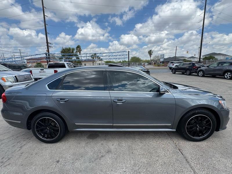 Volkswagen Passat SE 6A 2016