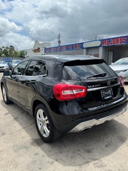 Mercedes-Benz GLA-Class GLA250 2018