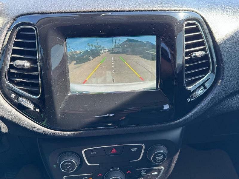 Jeep Compass Latitude FWD 2019
