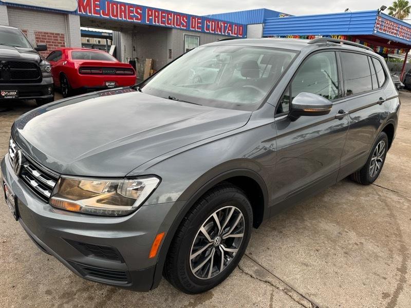 Volkswagen Tiguan S 2021
