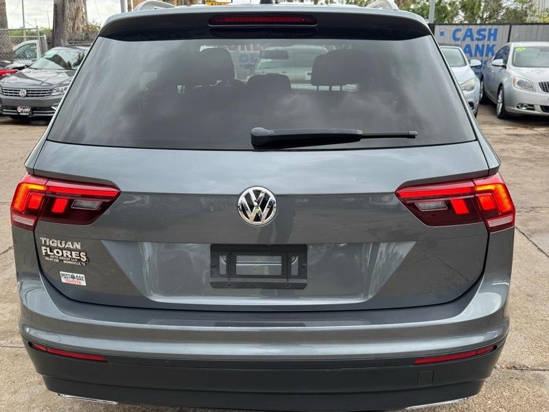 Volkswagen Tiguan S 2021