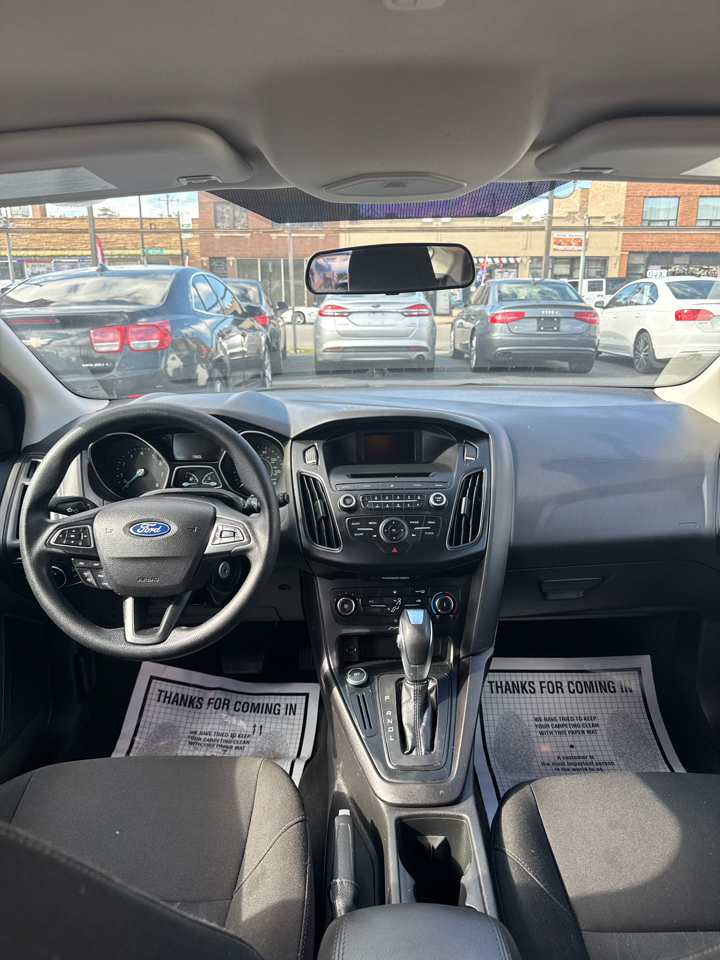 Ford Focus SE Hatch 2015