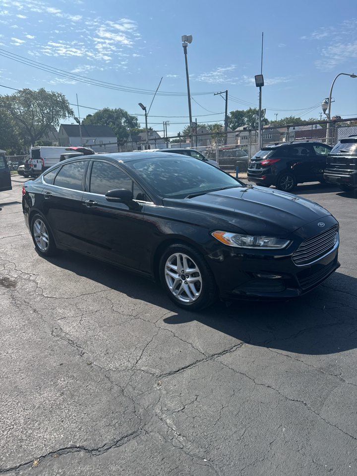 Ford Fusion SE 2016