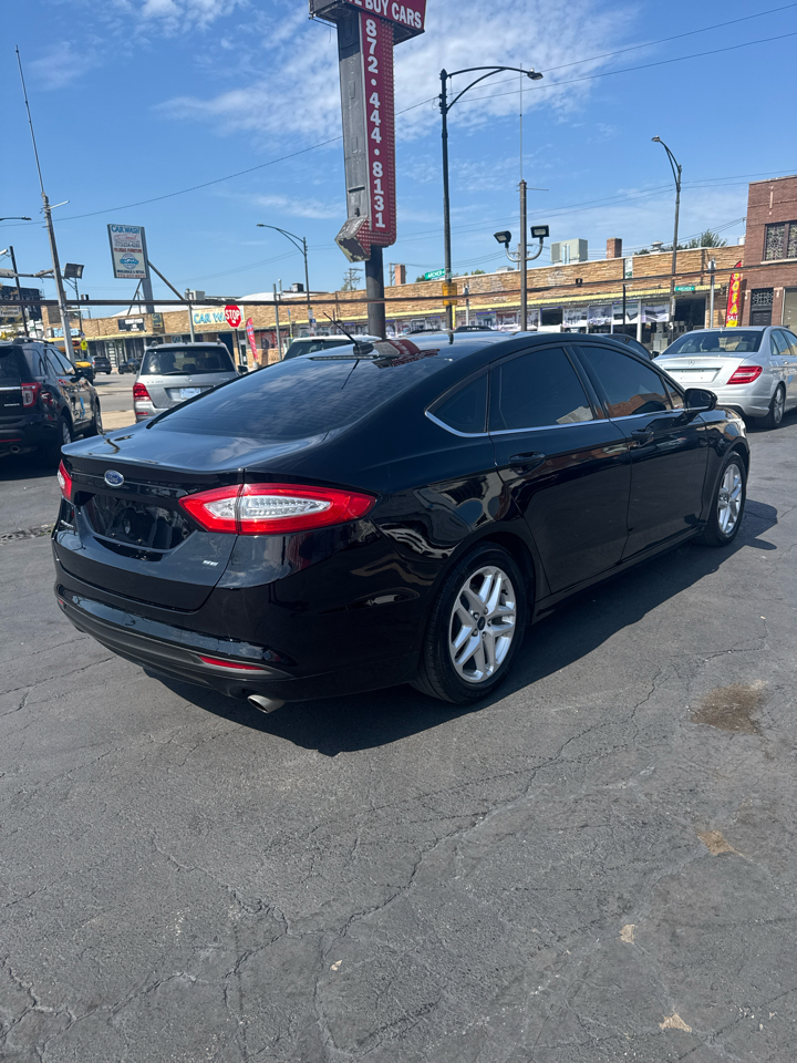 Ford Fusion SE 2016