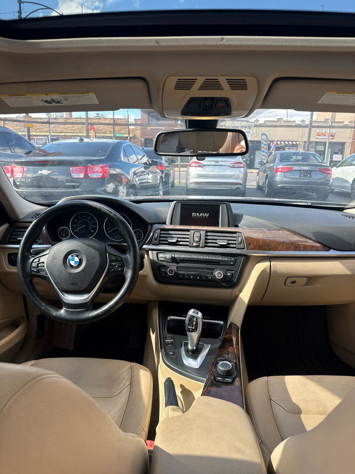 BMW 3-Series 328i xDrive Sedan 2014