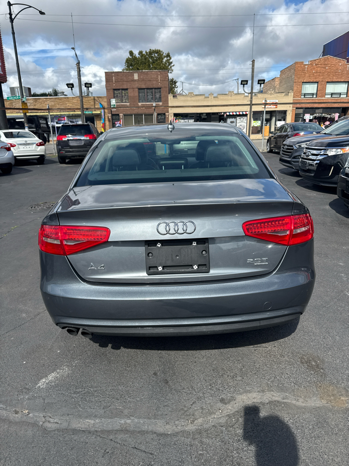 Audi A4 2.0T Sedan quattro Tiptronic 2013