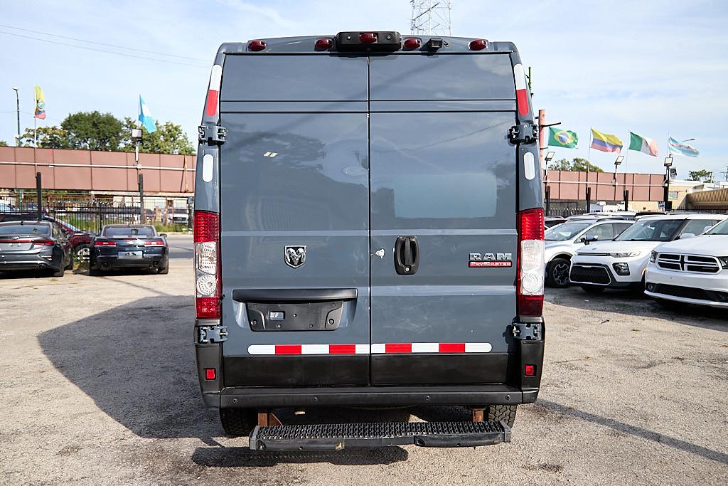 Ram ProMaster 2500 photo 8