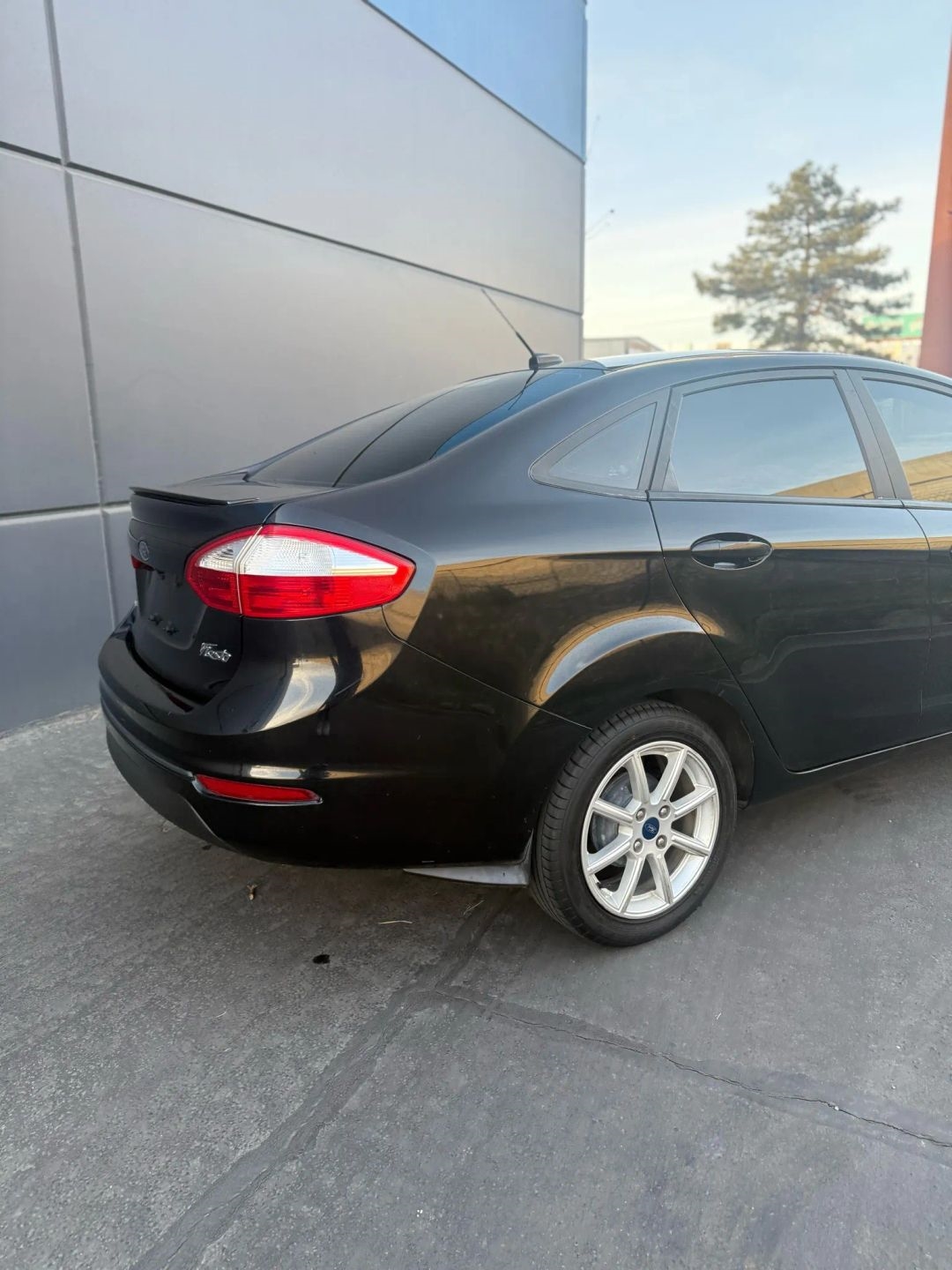 Ford Fiesta SE Sedan 2019