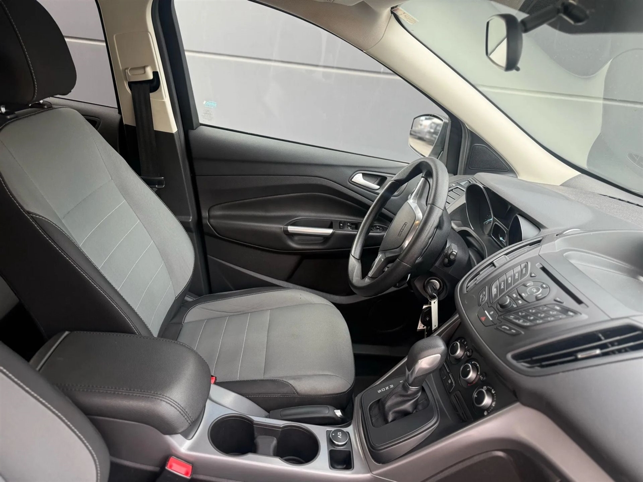 Ford Escape SE FWD 2016