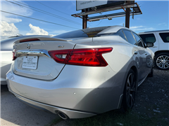 2017 Nissan Maxima 