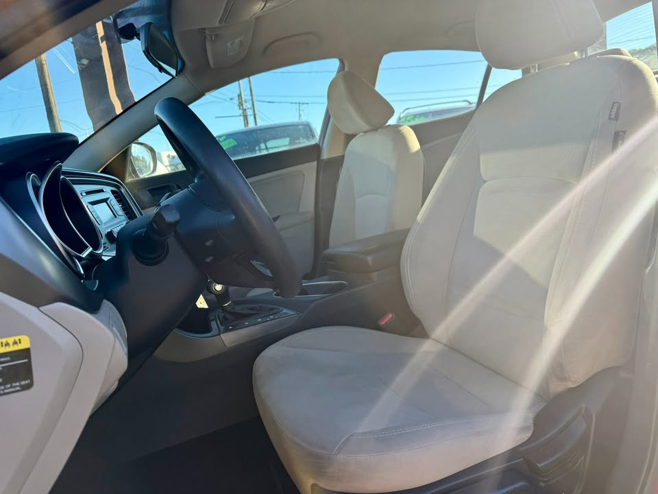 Kia Optima 4dr Sdn LX 2015