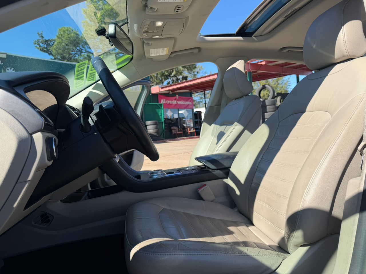 Ford Fusion SE FWD 2017