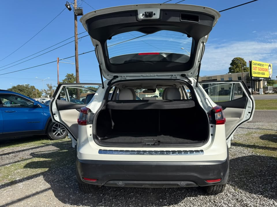 Nissan Rogue Sport FWD SV 2020